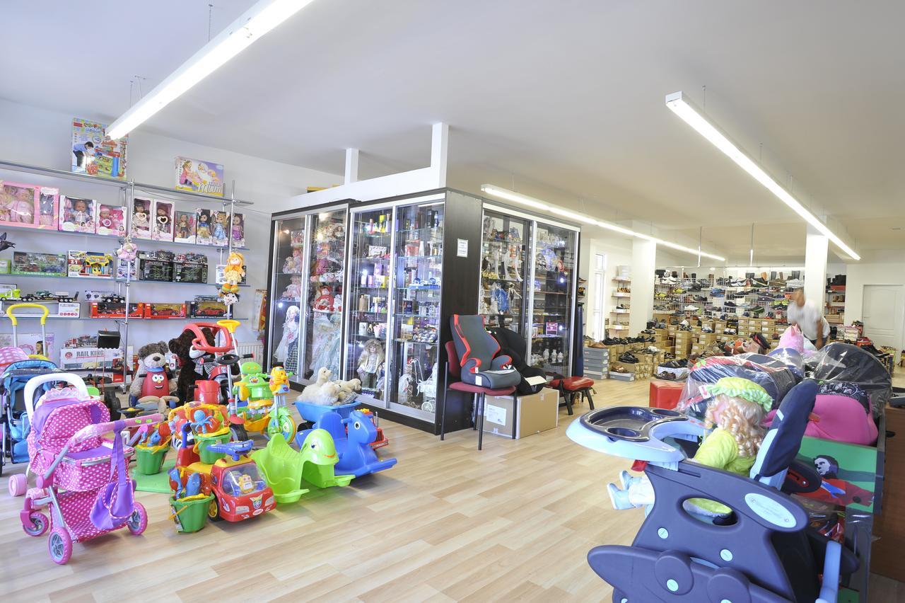 罗拓思酒店 Woskrzenice Duze 外观 照片